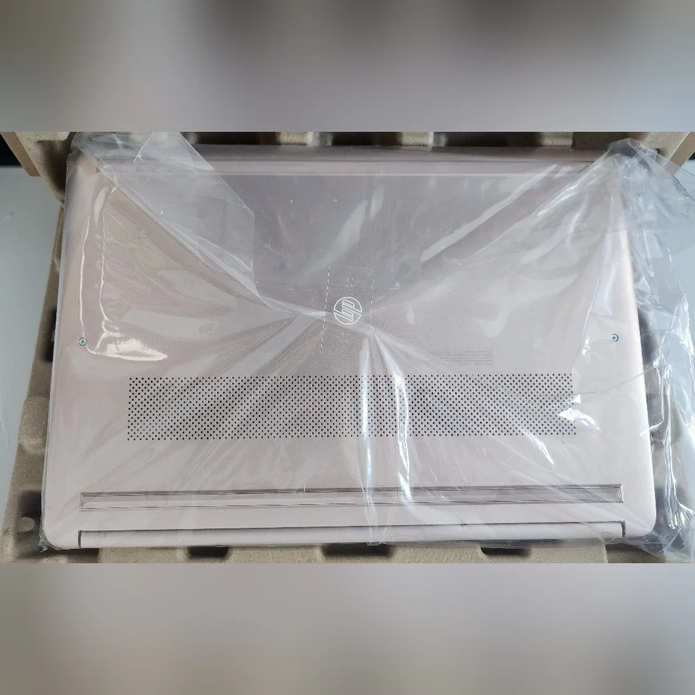 HP Essential 14 Laptop 14